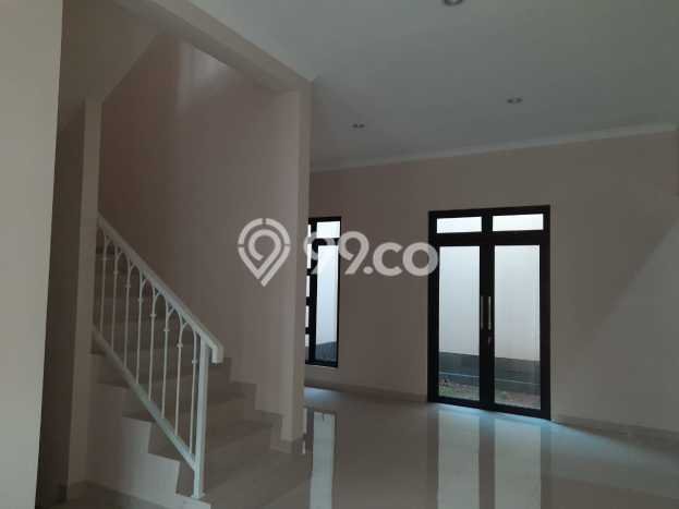 Rumah Luxury di Tangerang Lokasi Strategis Kondisi Terawat Rumah Luxury di Tangerang Lokasi Strategis Kondisi Terawat