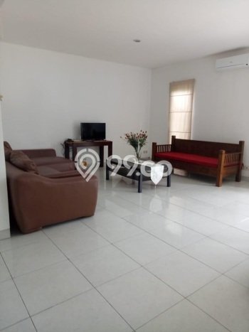 Rumah Sewa Tangerang LT 388m2 LB 300m2 Kawasan BSD Rumah Sewa Tangerang LT 388m2 LB 300m2 Kawasan BSD