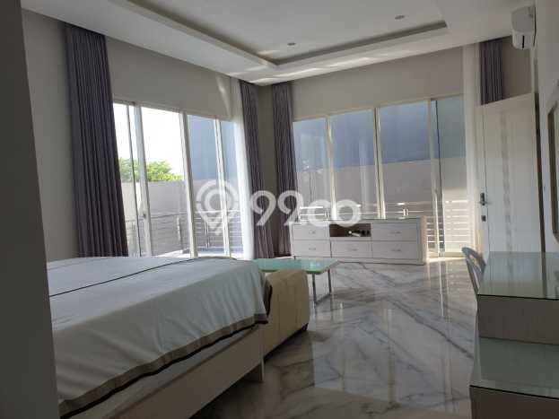 Rumah Siap Huni Selat Golf Citraland 2 Lantai, SHM, Bagus Semi Furnish Rumah Siap Huni Selat Golf Citraland 2 Lantai, SHM, Bagus Semi Furnish