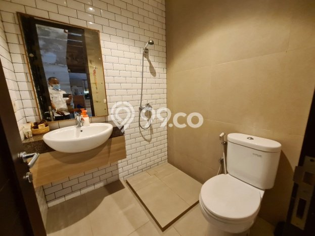 Rumah Lokasi Strategis kawasan Pejaten, Jakarta Selatan, LT 436m² LB 400m² Rumah Lokasi Strategis kawasan Pejaten, Jakarta Selatan, LT 436m² LB 400m²