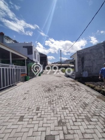 Rumah Nyaman 2 KT LB 38m2 Kondisi Bagus di Cihanjuang Rumah Nyaman 2 KT LB 38m2 Kondisi Bagus di Cihanjuang