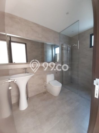 Jual Rumah Luas Megah Dengan View Eksklusif di BSD, Tangerang Jual Rumah Luas Megah Dengan View Eksklusif di BSD, Tangerang