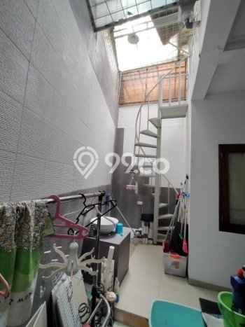 Jual Rumah Strategis Bagus Punya 3 KT di Ciledug Tangerang SHM Jual Rumah Strategis Bagus Punya 3 KT di Ciledug Tangerang SHM