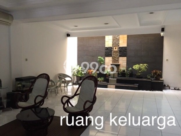 INVESTASI CERDAS! Rumah Exclusive Tomang, Jakarta Barat, LT 158m² LB 210m² INVESTASI CERDAS! Rumah Exclusive Tomang, Jakarta Barat, LT 158m² LB 210m²
