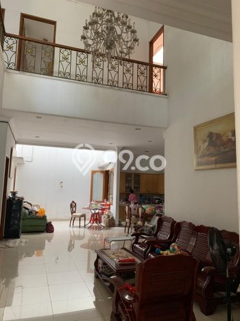 Rumah Elit LB 349m2 Siap Pakai Desain Elegan di Kedoya, Jakarta Barat Rumah Elit LB 349m2 Siap Pakai Desain Elegan di Kedoya, Jakarta Barat