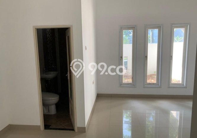 Rumah Kawasan Serpong Villa Melati Mas, LT 246m², Bangunan 280m² Rumah Kawasan Serpong Villa Melati Mas, LT 246m², Bangunan 280m²