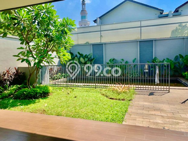 Rumah Cantik Siap Huni Di Cilandak Luas 440m2 Lokasi Strategis Rumah Cantik Siap Huni Di Cilandak Luas 440m2 Lokasi Strategis