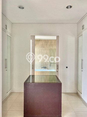Rumah Cantik Siap Huni Di Cilandak Luas 440m2 Lokasi Strategis Rumah Cantik Siap Huni Di Cilandak Luas 440m2 Lokasi Strategis