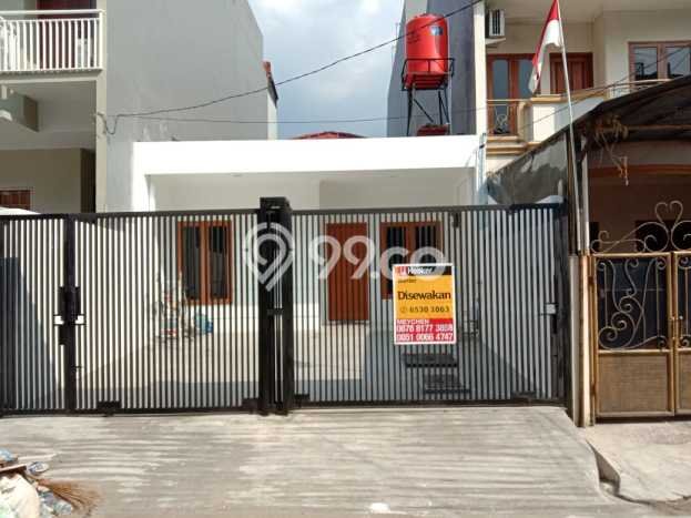 Disewakan! Rumah 2 Kamar Tidur &
1 Kamar Mandi di Sunter, Jakarta Utara Disewakan! Rumah 2 Kamar Tidur &
1 Kamar Mandi di Sunter, Jakarta Utara