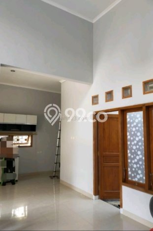 Lokasi terbaik! Rumah siap pakai dikontrakkan di Colomadu LB 60m2 Lokasi terbaik! Rumah siap pakai dikontrakkan di Colomadu LB 60m2