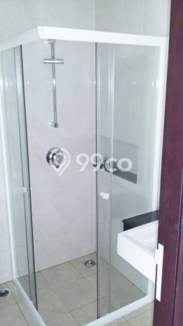 Lokasi strategis! Rumah siap pakai disewakan di Cipondoh LB 75m2 Lokasi strategis! Rumah siap pakai disewakan di Cipondoh LB 75m2