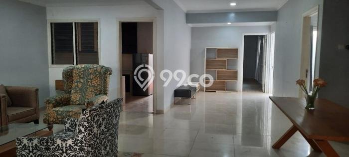 LISTING BARU! Rumah Premium area Candisari, LT 208m² Bangunan 200m² LISTING BARU! Rumah Premium area Candisari, LT 208m² Bangunan 200m²
