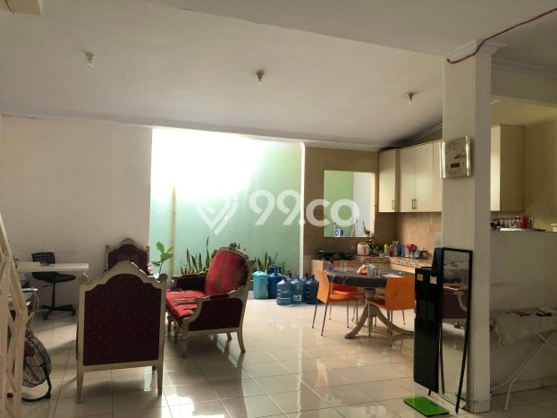Rumah Minimalis 3 KT di Taman Surya Jakarta Barat Rumah Minimalis 3 KT di Taman Surya Jakarta Barat