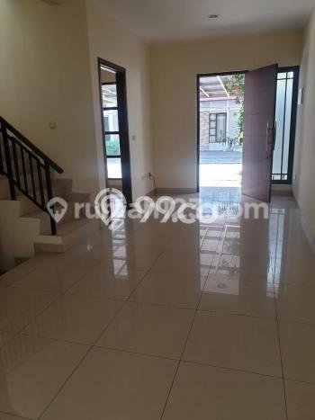 For Sale Hunian Rumah Nyaman 3 KT di Green Lake City, Jakarta Barat For Sale Hunian Rumah Nyaman 3 KT di Green Lake City, Jakarta Barat