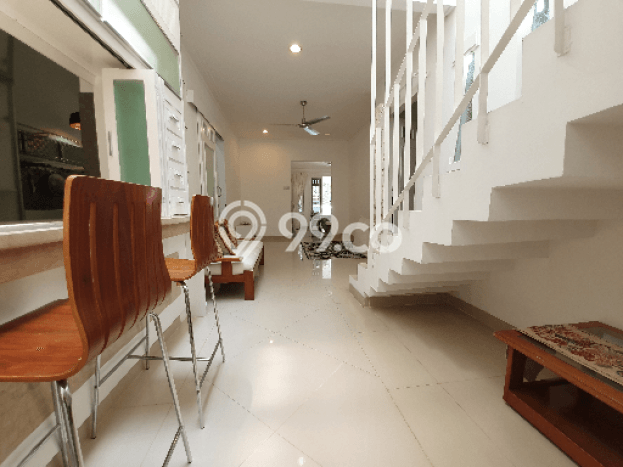 Rumah Disewakan Jakarta Selatan LT 128m2 LB 180m2 Area Lebak Bulus Rumah Disewakan Jakarta Selatan LT 128m2 LB 180m2 Area Lebak Bulus