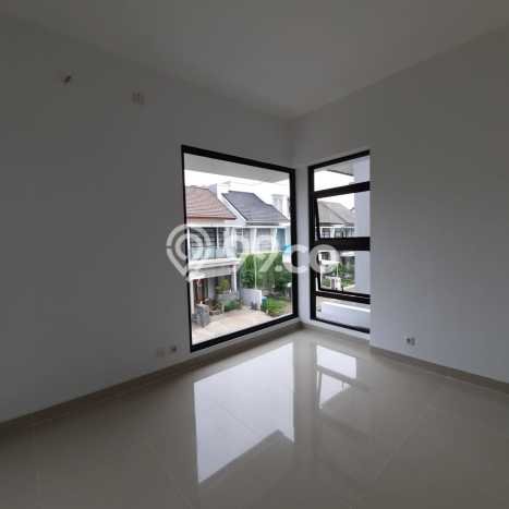 Dijual Rumah Mewah Megah Dengan View Cantik di Bintaro, Tangerang Selatan Dijual Rumah Mewah Megah Dengan View Cantik di Bintaro, Tangerang Selatan