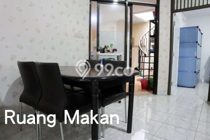 Rumah Mewah LB 120m2 Siap Pakai Desain Elegan di Semanan, Jakarta Barat Rumah Mewah LB 120m2 Siap Pakai Desain Elegan di Semanan, Jakarta Barat