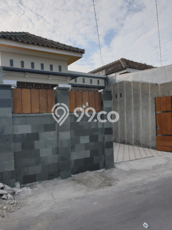 Rumah Minimalis Dijual di Colomadu 2 Kamar dengan Luas Tanah 104m2 Rumah Minimalis Dijual di Colomadu 2 Kamar dengan Luas Tanah 104m2