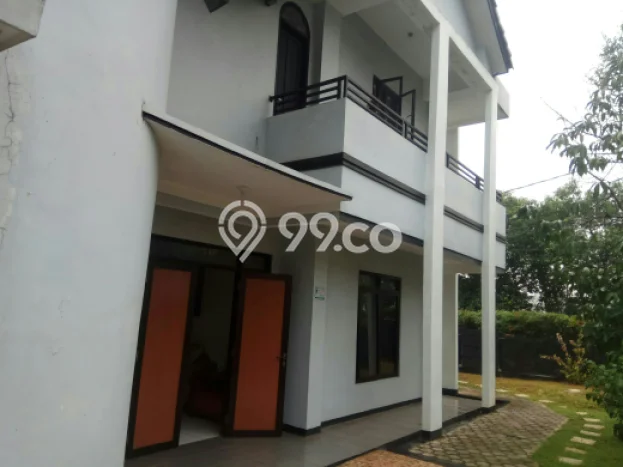 Jual Rumah Bagus Siap Huni LB 300m2 di Ciputat Timur, Tangerang Selatan Jual Rumah Bagus Siap Huni LB 300m2 di Ciputat Timur, Tangerang Selatan