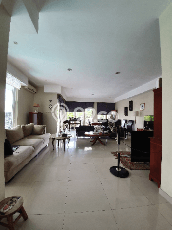 Rumah Sewa Jakarta Selatan LT 187m2 LB 450m2 Kawasan Lebak Bulus Rumah Sewa Jakarta Selatan LT 187m2 LB 450m2 Kawasan Lebak Bulus