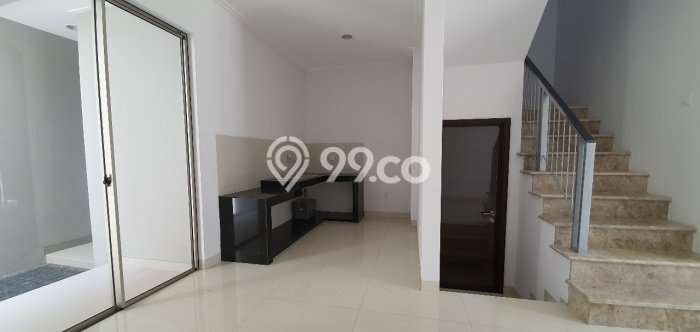 Disewakan! Rumah 3 Kamar Tidur &
3 Kamar Mandi di Pantai Indah Kapuk, Jakarta Utara Disewakan! Rumah 3 Kamar Tidur &
3 Kamar Mandi di Pantai Indah Kapuk, Jakarta Utara