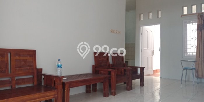 Dijual Cepat Rumah Bagus Siap Huni LB 100m2 di Jebres, Solo Dijual Cepat Rumah Bagus Siap Huni LB 100m2 di Jebres, Solo