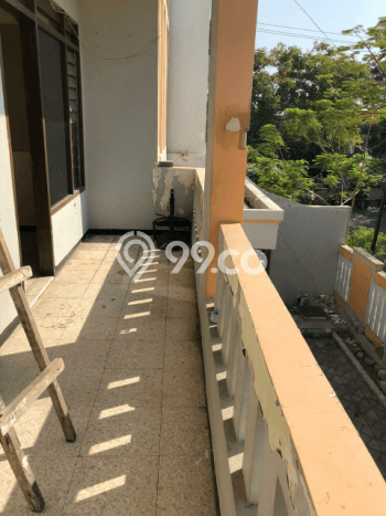 Lokasi strategis! Rumah siap pakai dikontrakkan di Gubeng LB 300m2 Lokasi strategis! Rumah siap pakai dikontrakkan di Gubeng LB 300m2