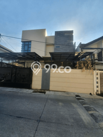Rumah Mewah LB 150m2 Siap Pakai Desain Elegan di Duri Kepa, Jakarta Barat Rumah Mewah LB 150m2 Siap Pakai Desain Elegan di Duri Kepa, Jakarta Barat