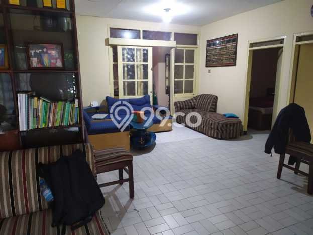 Rumah Modern 5 Kamar LT 143m2 di Buah Batu Rumah Modern 5 Kamar LT 143m2 di Buah Batu