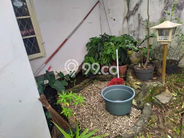 Rumah Modern 5 Kamar LT 143m2 di Buah Batu Rumah Modern 5 Kamar LT 143m2 di Buah Batu