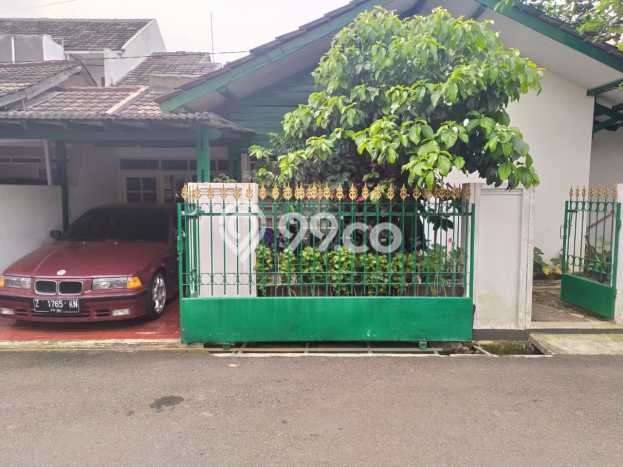 Rumah Modern 5 Kamar LT 143m2 di Buah Batu Rumah Modern 5 Kamar LT 143m2 di Buah Batu