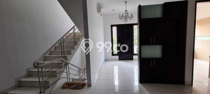 Hunian Mewah LB 360m2 Siap Huni Desain Elegan di Sunter, Jakarta Utara Hunian Mewah LB 360m2 Siap Huni Desain Elegan di Sunter, Jakarta Utara