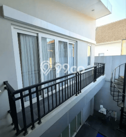 Dijual Rumah Premium dengan Fasilitas Sekitar Komplit di Semarang Barat, Semarang Dijual Rumah Premium dengan Fasilitas Sekitar Komplit di Semarang Barat, Semarang