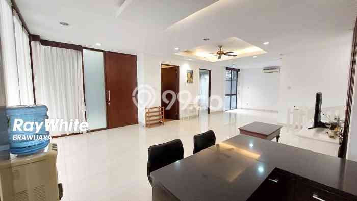 Rumah di Bangka, 3 KT, View Indah, LT 130m² Bangunan 250m² Rumah di Bangka, 3 KT, View Indah, LT 130m² Bangunan 250m²