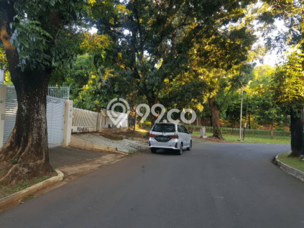 For Sale! Premium House LT 675m2 Desain Elegan di Pondok Indah For Sale! Premium House LT 675m2 Desain Elegan di Pondok Indah