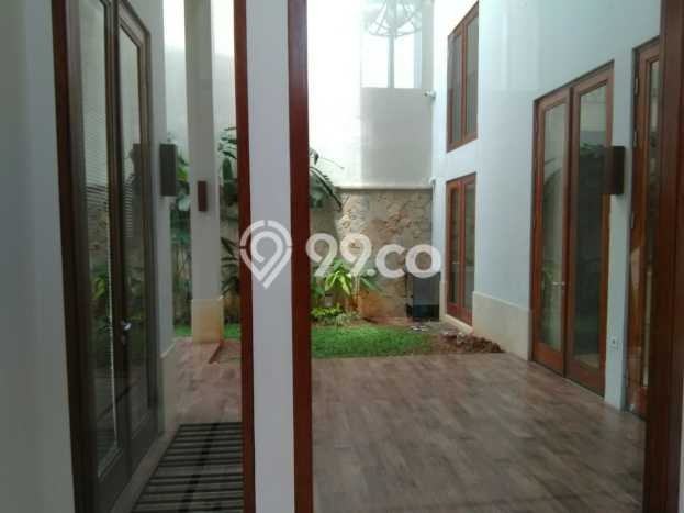 Rumah Mewah dan Megah dalam Cluster Cipete, jakarta Selatan Rumah Mewah dan Megah dalam Cluster Cipete, jakarta Selatan