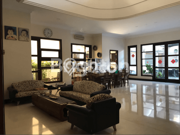 Rumah Luas Tanah 530m2m² di , Surabaya - Akses Mudah Rumah Luas Tanah 530m2m² di , Surabaya - Akses Mudah