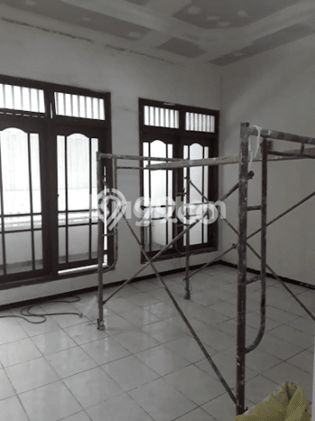 Dijual Rumah Premium dengan Fasilitas Sekitar Komplit di Genteng, Surabaya Dijual Rumah Premium dengan Fasilitas Sekitar Komplit di Genteng, Surabaya