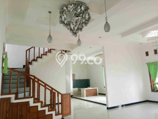 Jual Rumah Bagus Siap Huni LB 200m2 di Bandungan, Semarang Jual Rumah Bagus Siap Huni LB 200m2 di Bandungan, Semarang