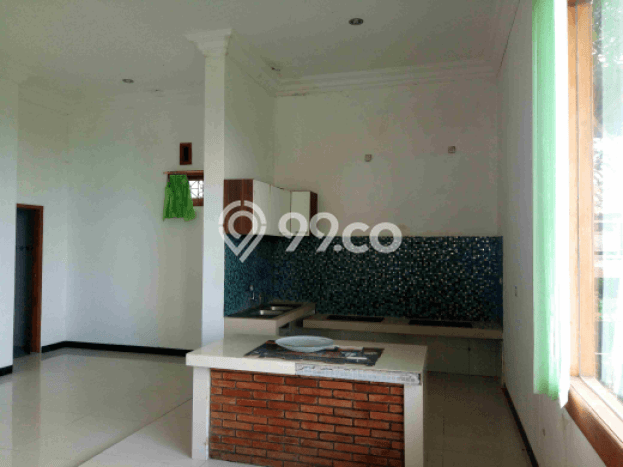 Jual Rumah Bagus Siap Huni LB 200m2 di Bandungan, Semarang Jual Rumah Bagus Siap Huni LB 200m2 di Bandungan, Semarang