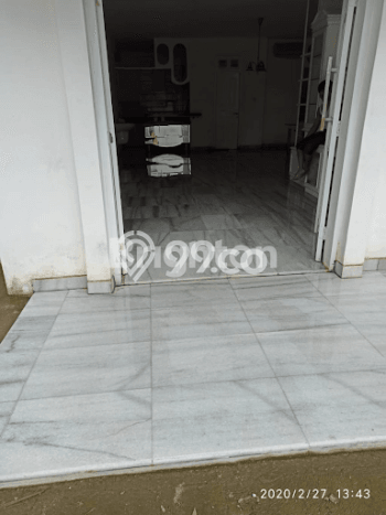 Rumah Modern area Kelapa Gading, Jakarta Utara, Luas 306m² Bangunan 350m² Rumah Modern area Kelapa Gading, Jakarta Utara, Luas 306m² Bangunan 350m²