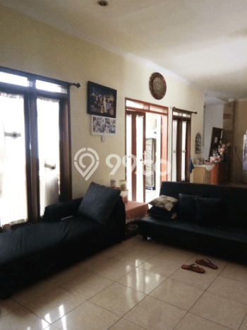 Rumah Modern di Antapani, Bandung, LT 209m² LB 210m² Rumah Modern di Antapani, Bandung, LT 209m² LB 210m²