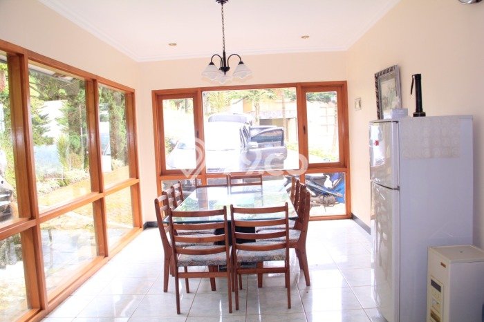 Rumah di Puncak, LT 1000m², LB 200m² Rumah di Puncak, LT 1000m², LB 200m²