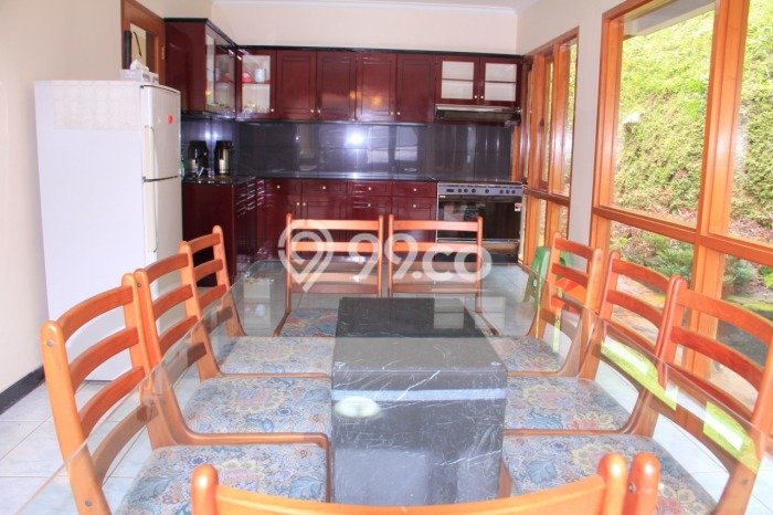 Rumah di Puncak, LT 1000m², LB 200m² Rumah di Puncak, LT 1000m², LB 200m²