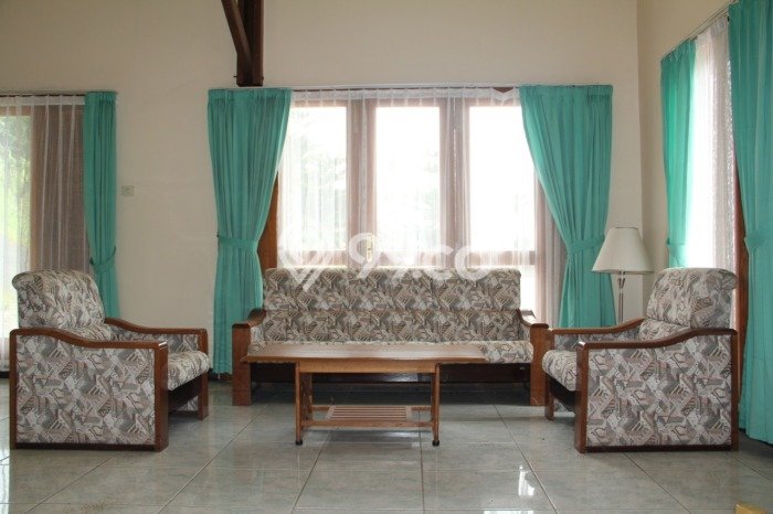 Rumah di Puncak, LT 1000m², LB 200m² Rumah di Puncak, LT 1000m², LB 200m²