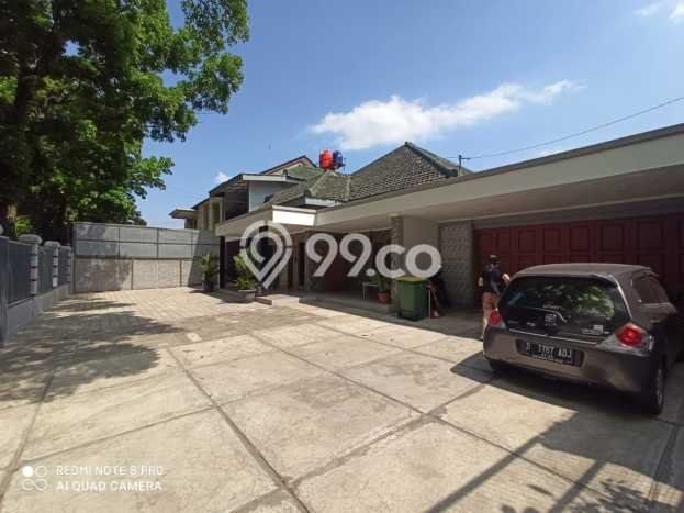 Ready to Use! Luxury House LT 800m2 Desain Elegan di Riau Ready to Use! Luxury House LT 800m2 Desain Elegan di Riau