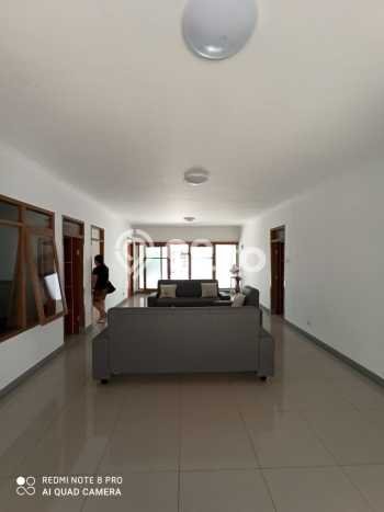 Rumah Kontrakan Bandung LT 800m2 LB 500m2 Area Riau Rumah Kontrakan Bandung LT 800m2 LB 500m2 Area Riau