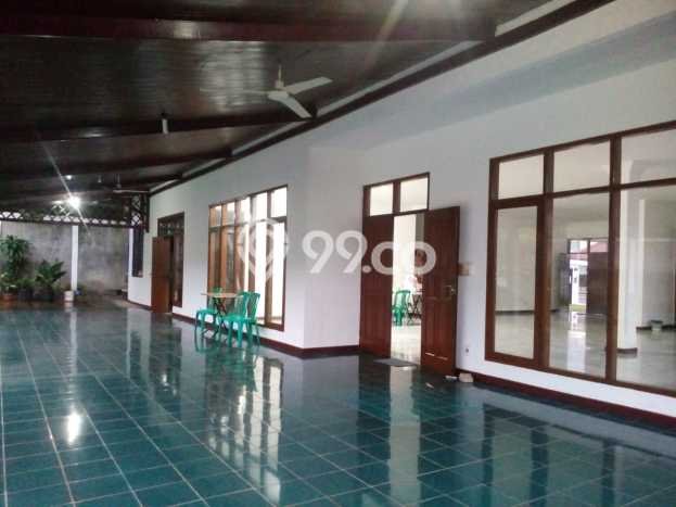 Siap Huni Rumah Minimalis & Modern LB 500m2 di Kemang Siap Huni Rumah Minimalis & Modern LB 500m2 di Kemang