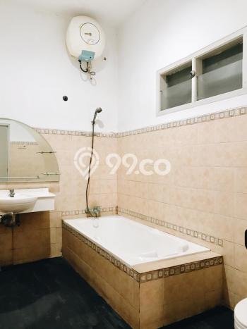 Rumah Bisa KPR LT 130m² di Kawasan Perumahan Bintaro, Tangerang Selatan Rumah Bisa KPR LT 130m² di Kawasan Perumahan Bintaro, Tangerang Selatan