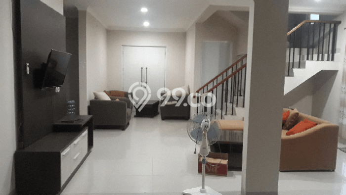 Ready to Use! Premium House LT 270m2 Desain Elegan di Grand Wisata Ready to Use! Premium House LT 270m2 Desain Elegan di Grand Wisata
